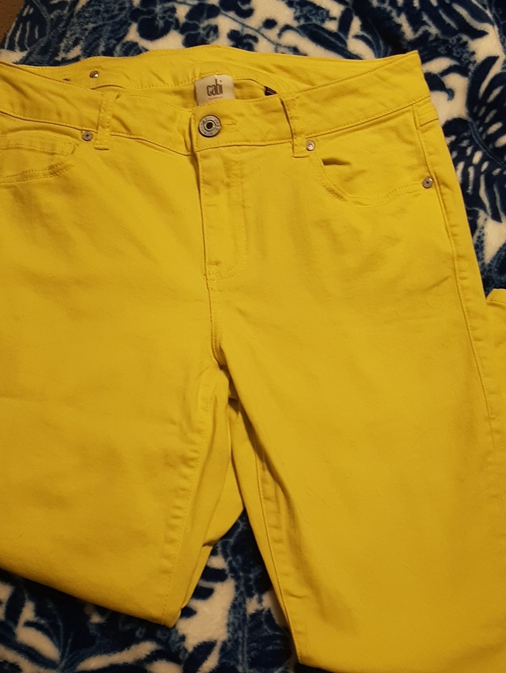 CABI Kick Back Kick Yellow/Glow Stick Casual Fit Flare Jeans Size 8 🌞